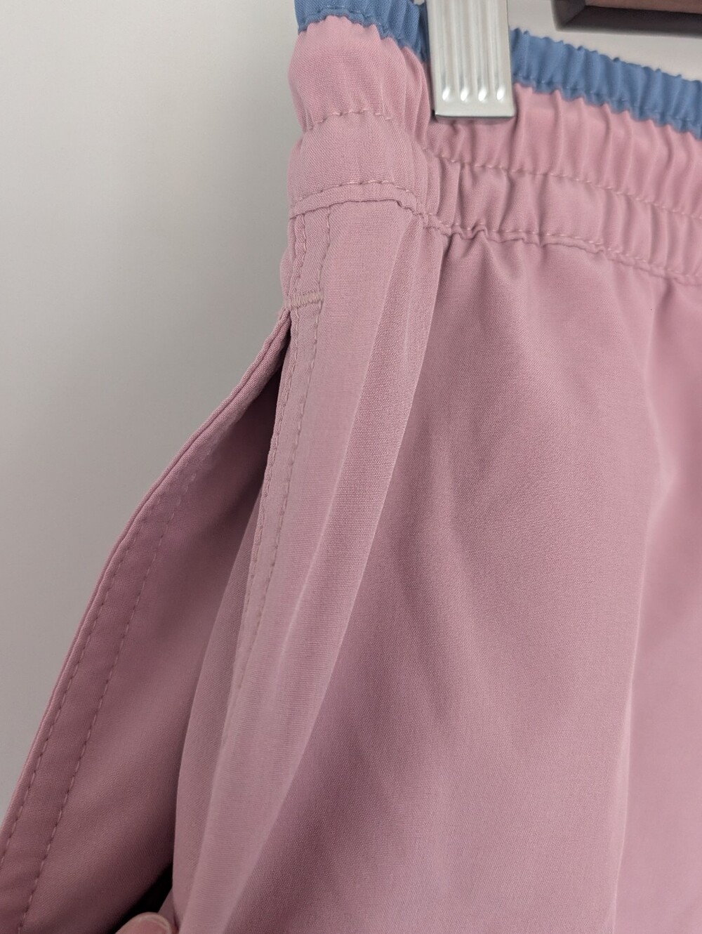 Chubbies Men's M Rosie Posies Swim Trunks 5.5" Inseam Dusty Pink Stretch Lined - Picture 5 of 12